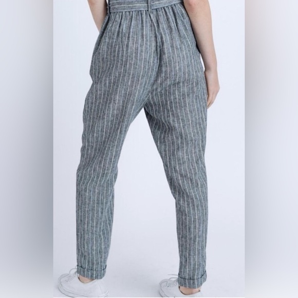 Love Tree Grey & White Pinstriped Paperboy Pants in size M - Picture 3 of 6
